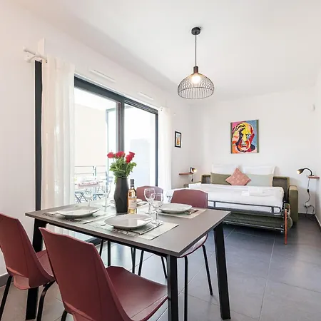 Queen Riviera : Climatisation, Parking, Terrasse Menton Buitenkant foto