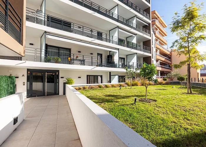 Queen Riviera : Climatisation, Parking, Terrasse