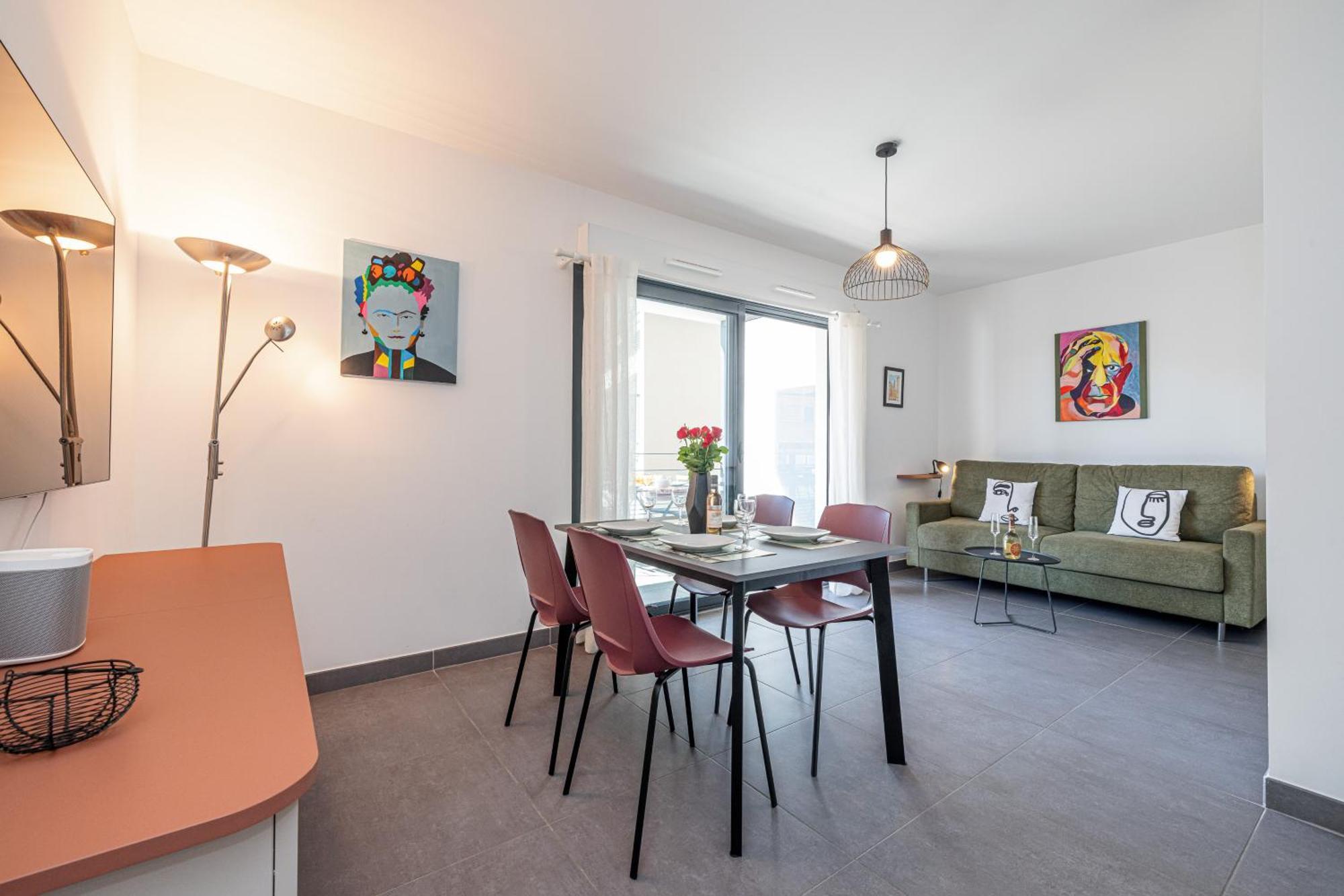 Apartment Queen Riviera : Climatisation, Parking, Terrasse *